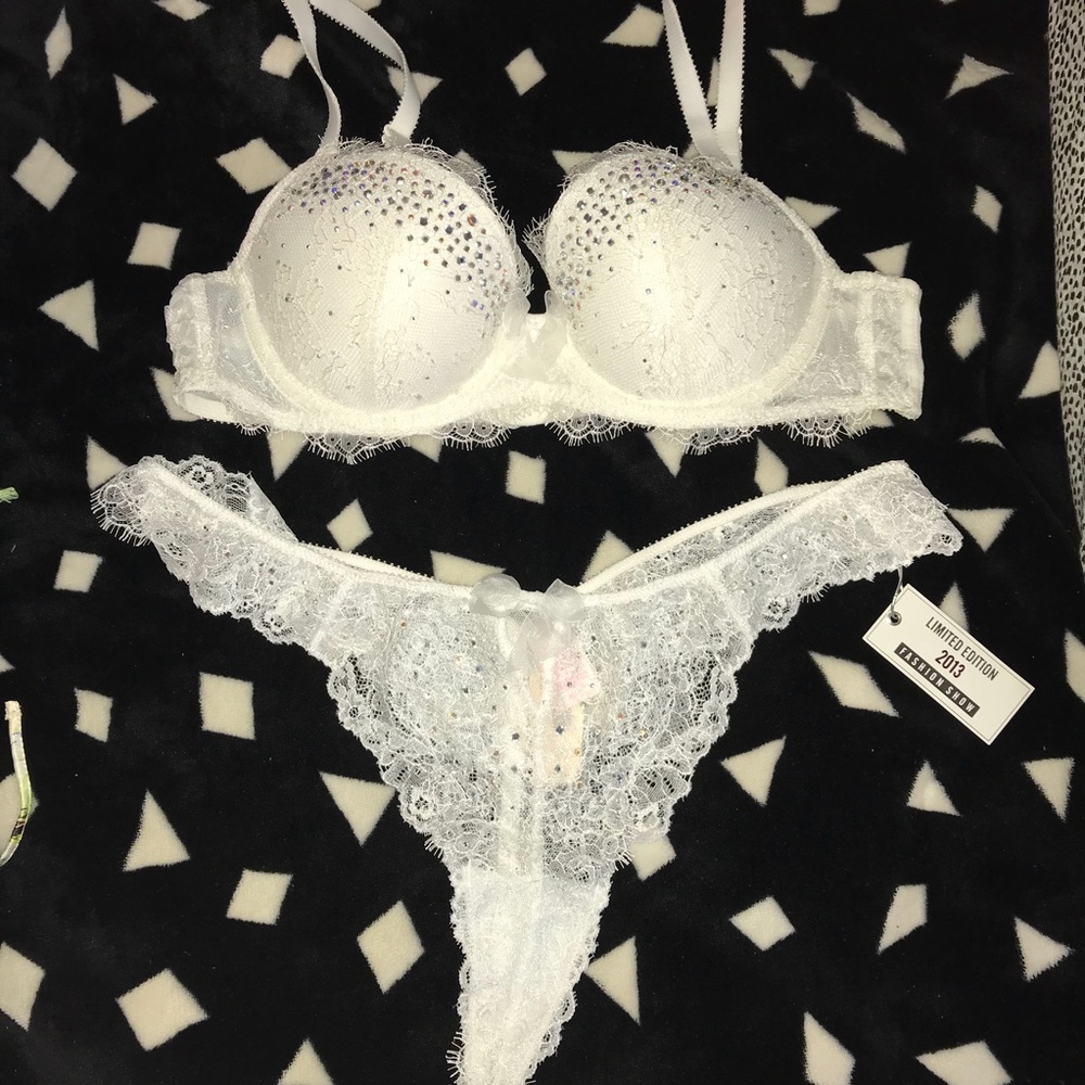 VS limited edition set